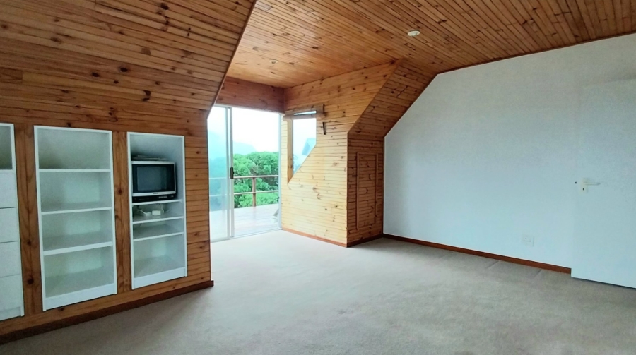 4 Bedroom Property for Sale in Bettys Bay Western Cape